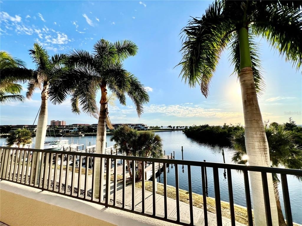 3321 Sunset Key Circle - Photo 11