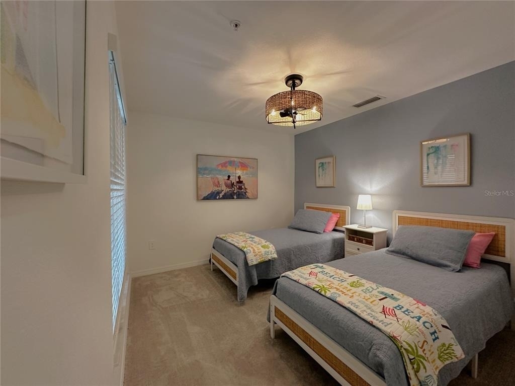 14221 Heritage Landing Boulevard - Photo 20