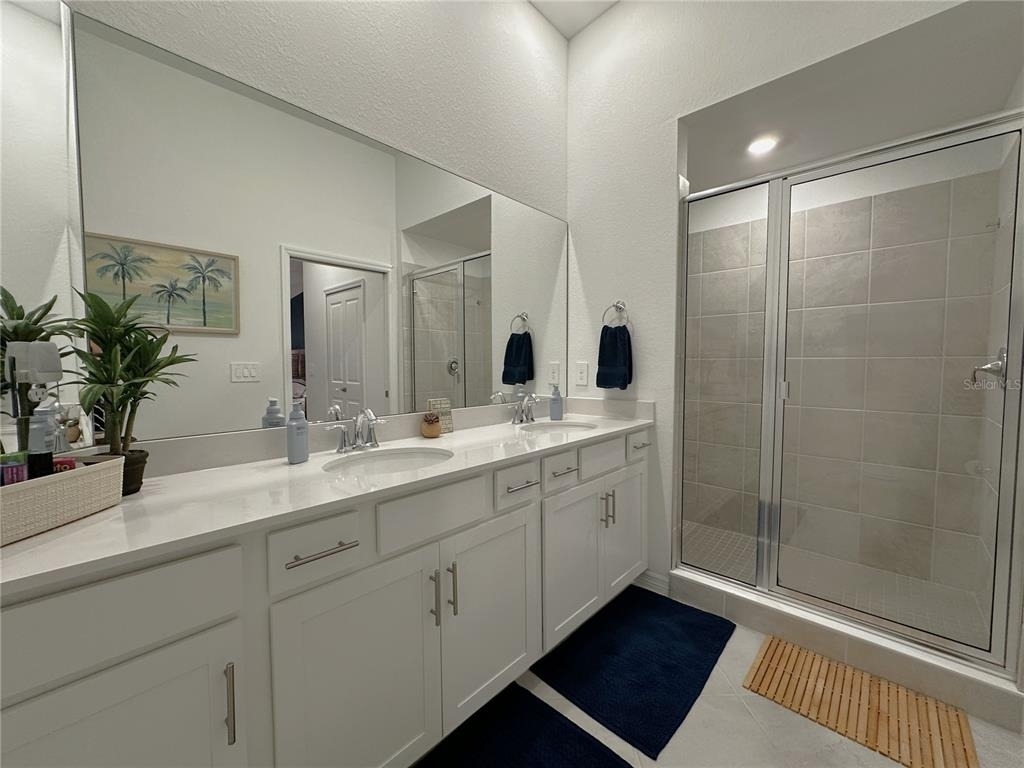 14221 Heritage Landing Boulevard - Photo 17