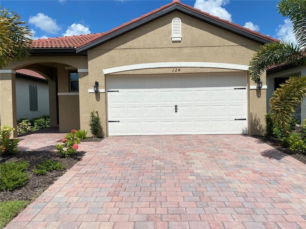 124 Soliera Street - Photo 0