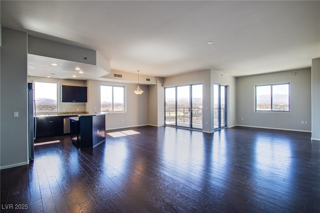 8255 Las Vegas Boulevard - Photo 21