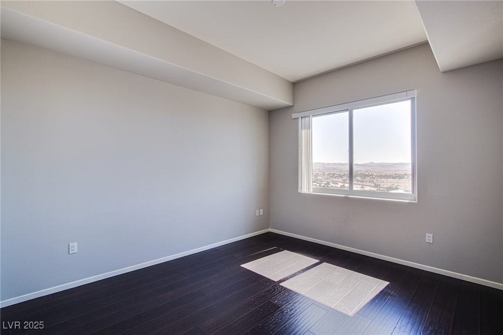 8255 Las Vegas Boulevard - Photo 17