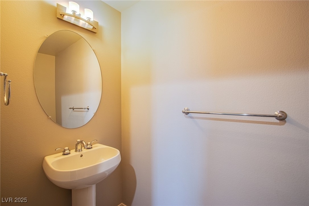 8255 Las Vegas Boulevard - Photo 18