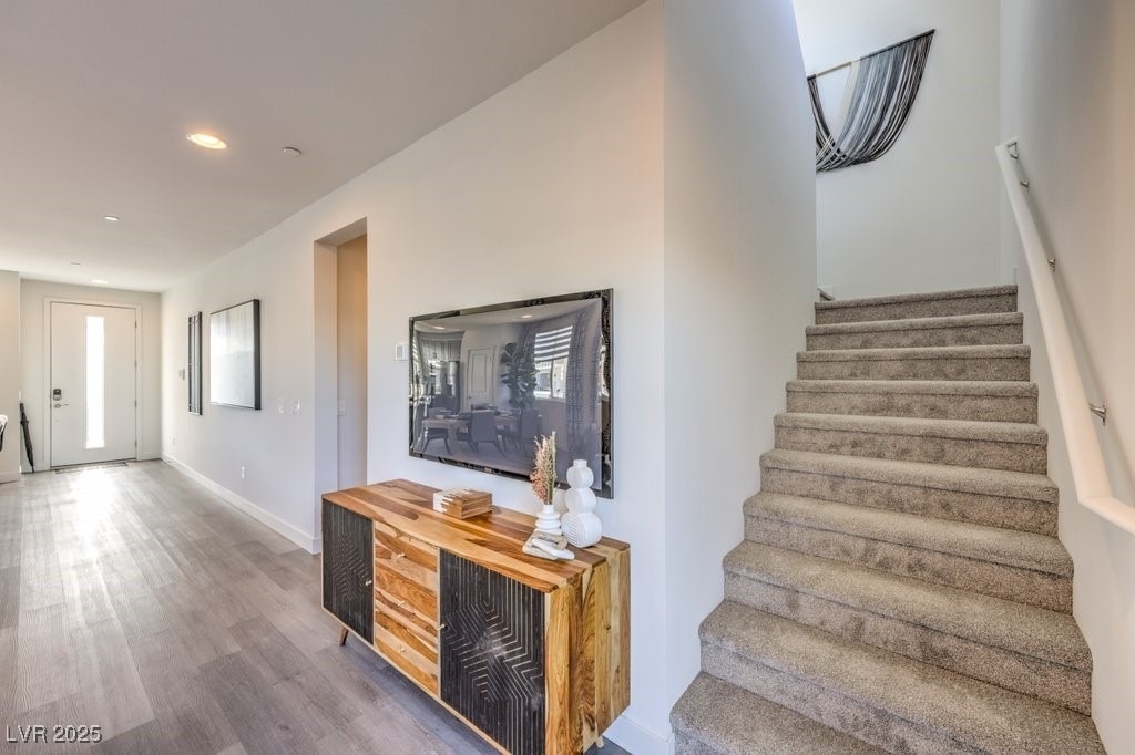 9420 Titania Dawn Street - Photo 8