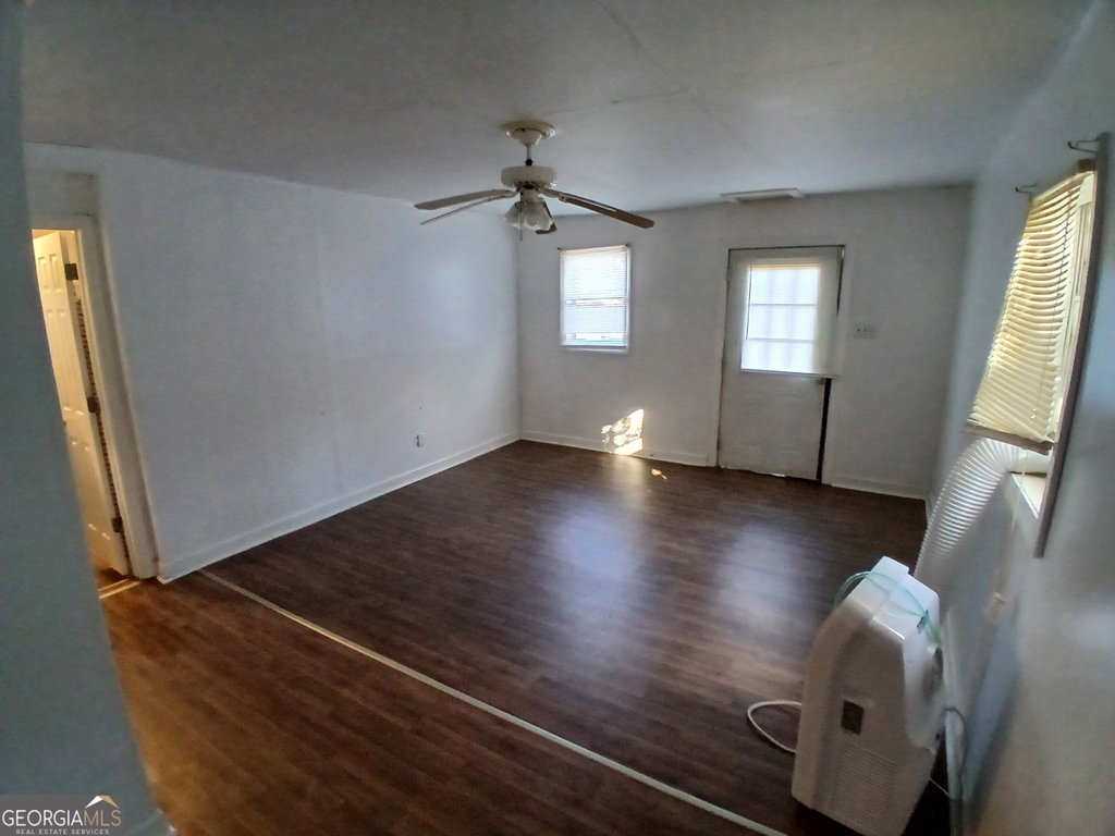 218a Hunt Street - Photo 2