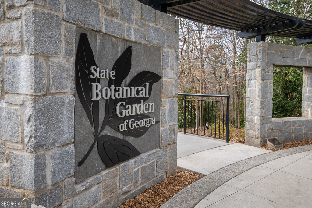 175 Habersham Way - Photo 5