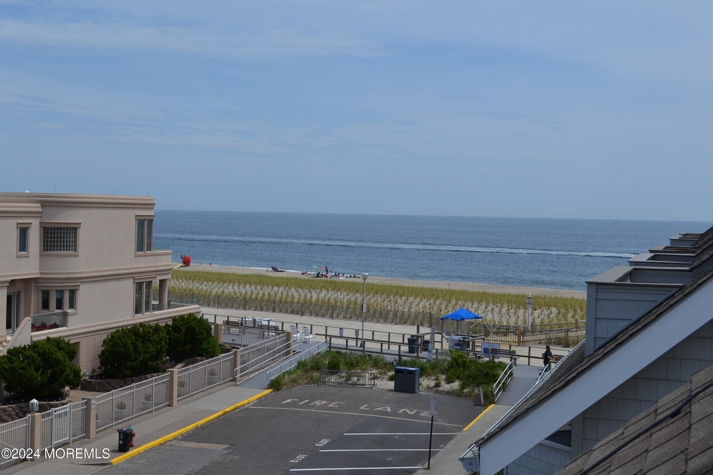 900 Ocean Avenue - Photo 6
