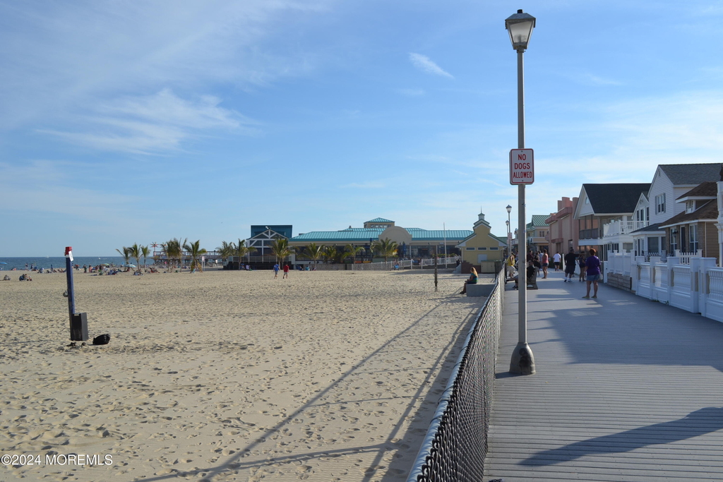 900 Ocean Avenue - Photo 7