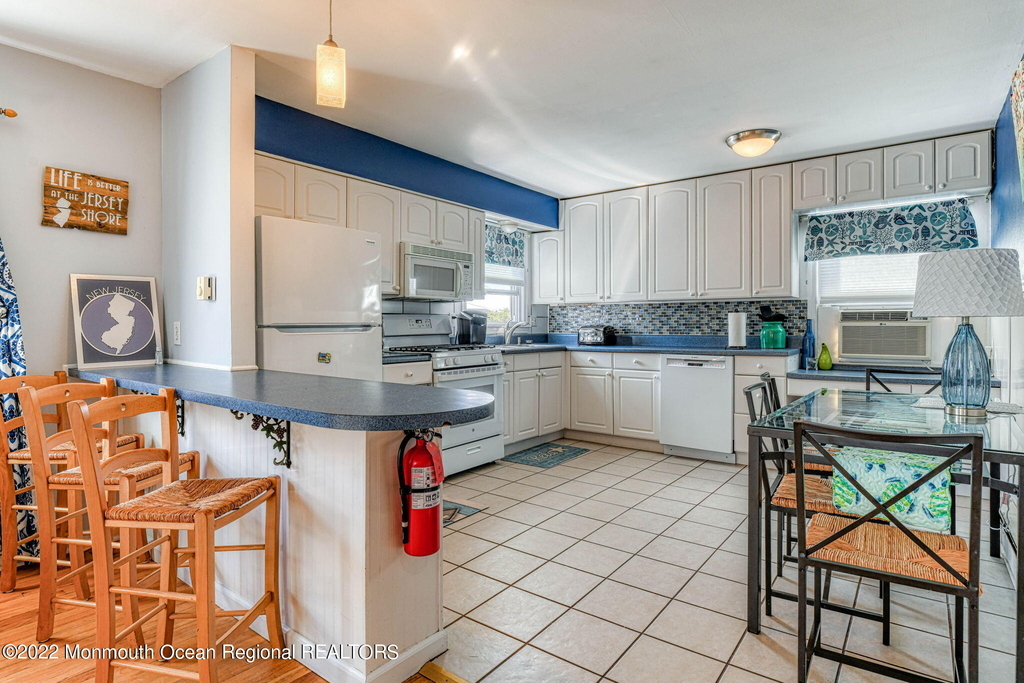 42 Abbott Avenue - Photo 6