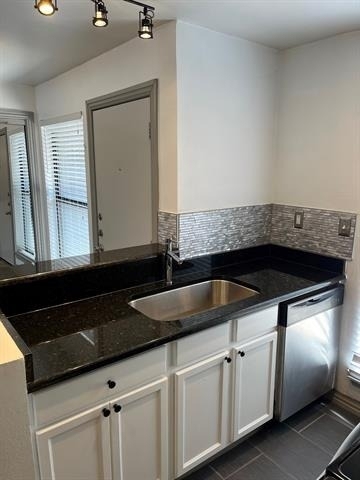 2800 Douglas Avenue - Photo 5