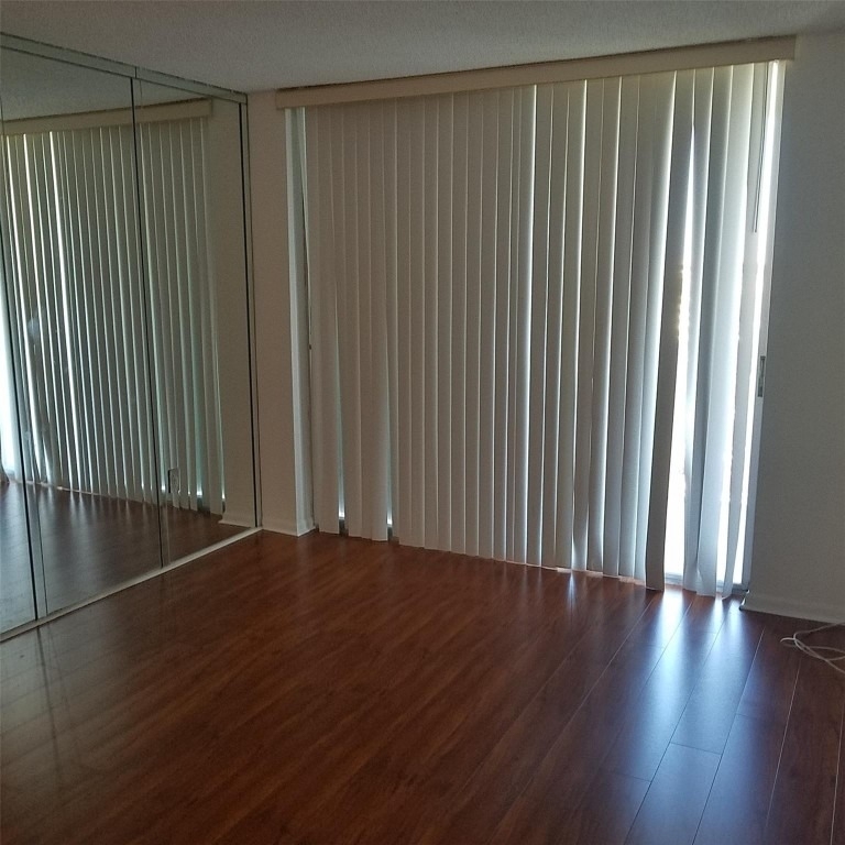 1300 Ne Miami Gardens Drive - Photo 4