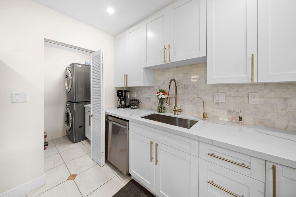4804-4806 Ne 21st Avenue - Photo 10