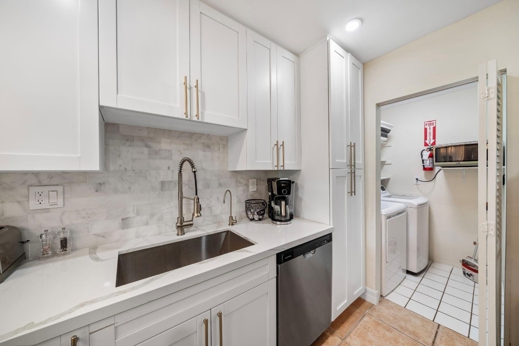 4804 Ne 21st Avenue - Photo 9