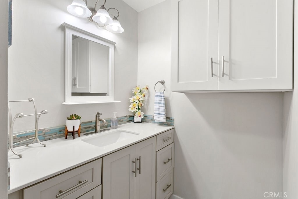 19 Dover Pl - Photo 13