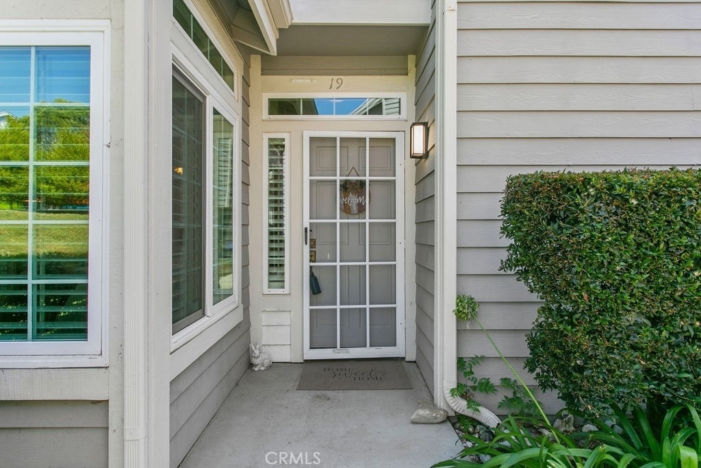 19 Dover Pl - Photo 2