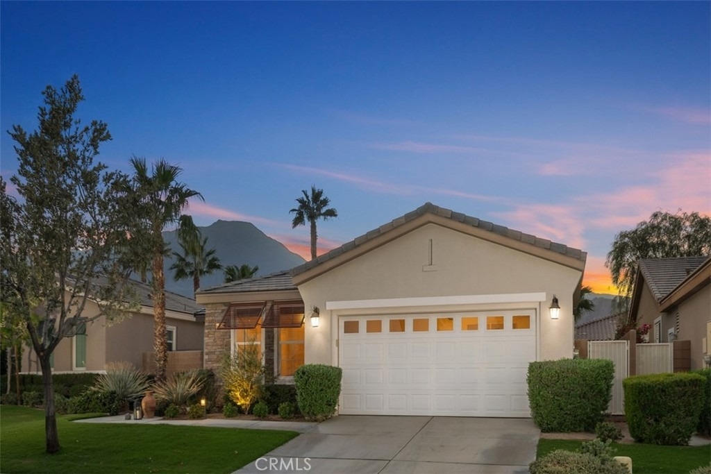 61225 Living Stone - Photo 1