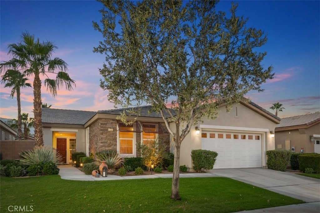 61225 Living Stone - Photo 0