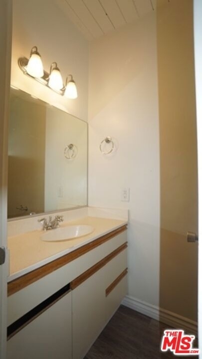 11133 Rose Avenue - Photo 13