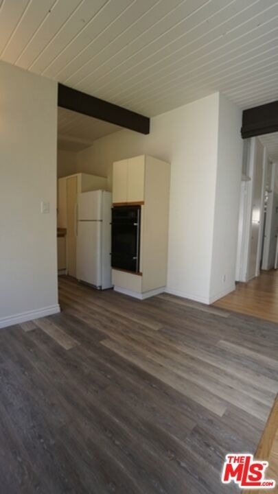 11133 Rose Avenue - Photo 4