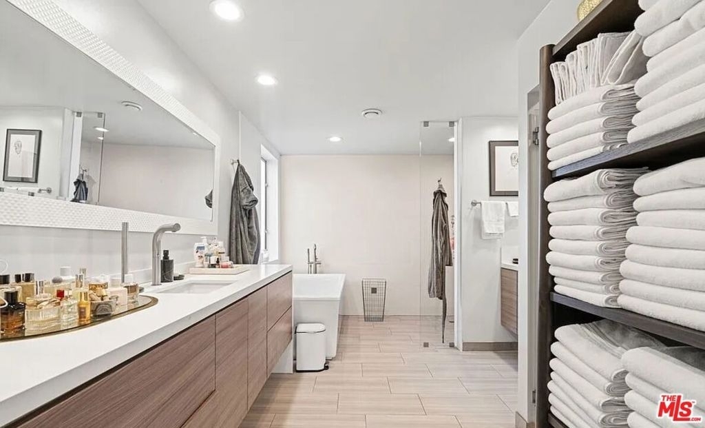 615 6th Avenue - Photo 11