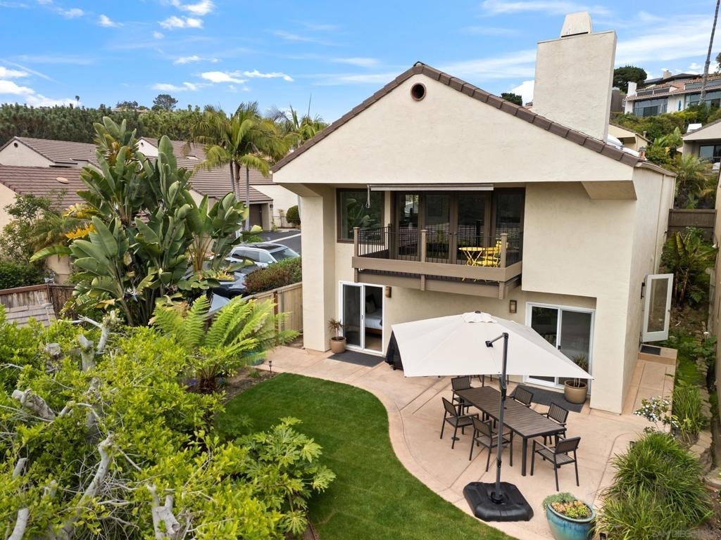 2452 Azure Coast Dr - Photo 1
