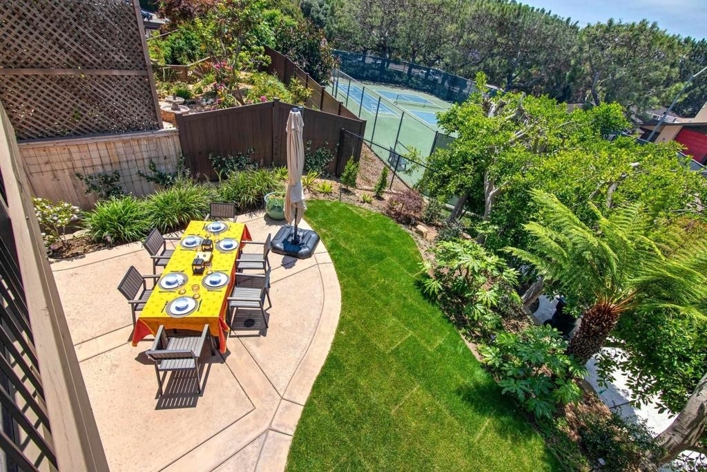2452 Azure Coast Dr - Photo 4