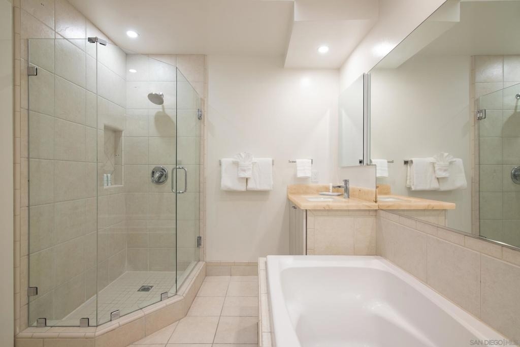 2452 Azure Coast Dr - Photo 25