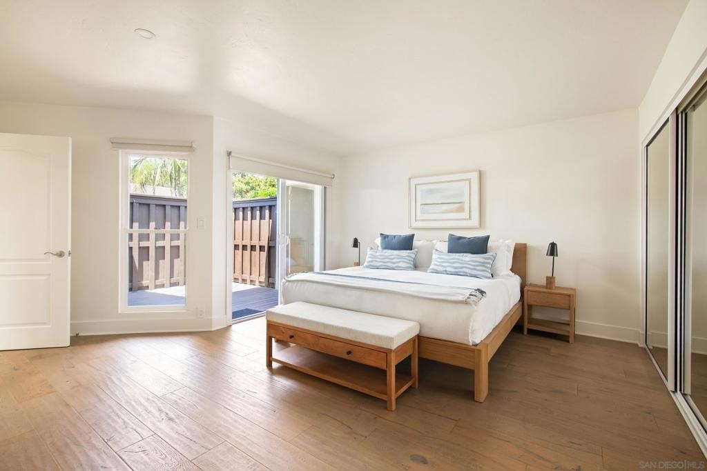 2452 Azure Coast Dr - Photo 3