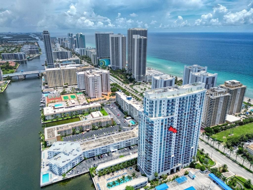 1945 S Ocean Drive - Photo 3