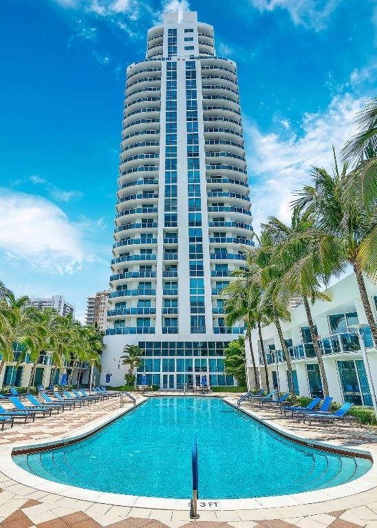1945 S Ocean Drive - Photo 1
