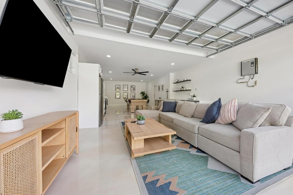 125 Nw 3rd Avenue - Photo 15
