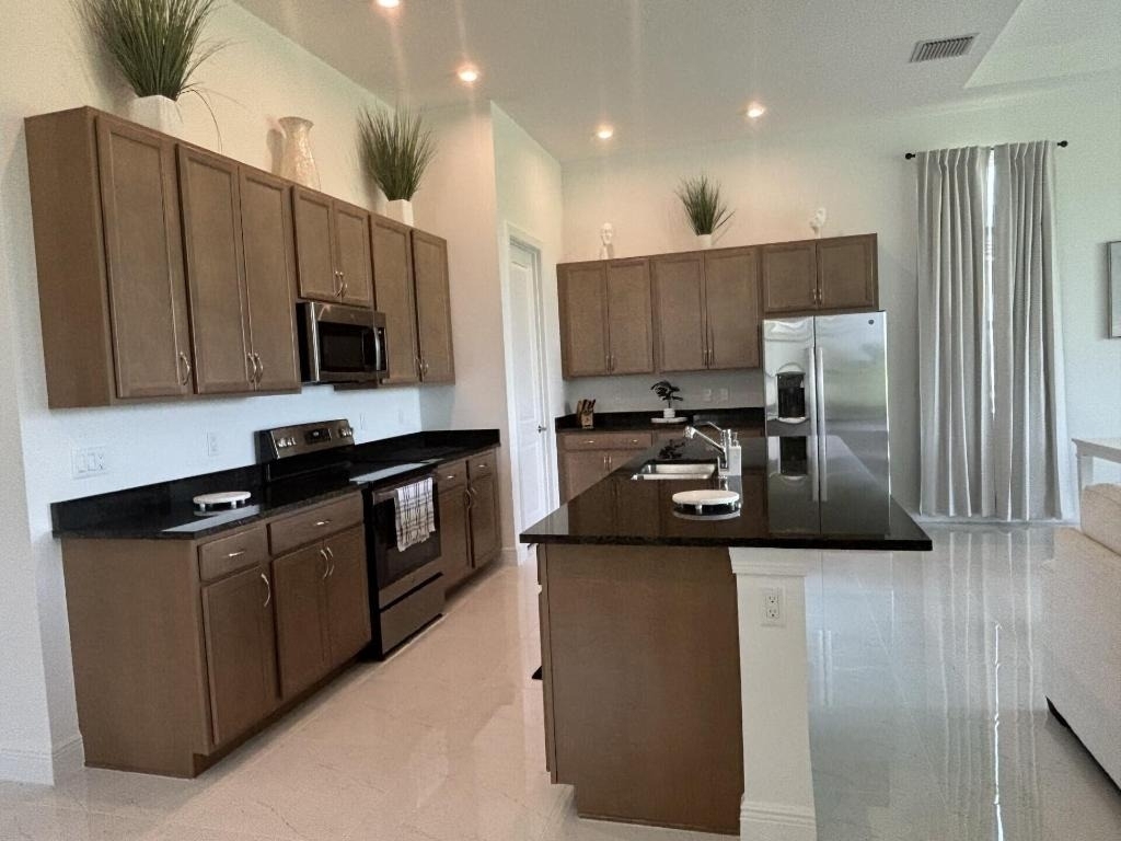 10231 Sw Latium Way - Photo 15