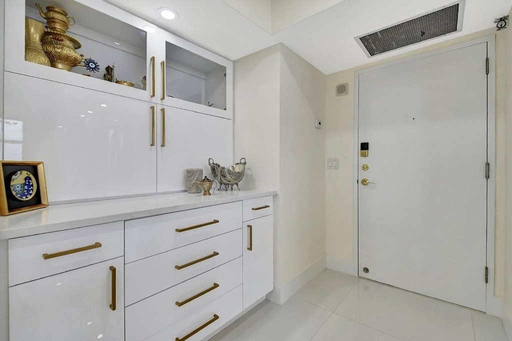 5440 N Ocean Drive - Photo 9