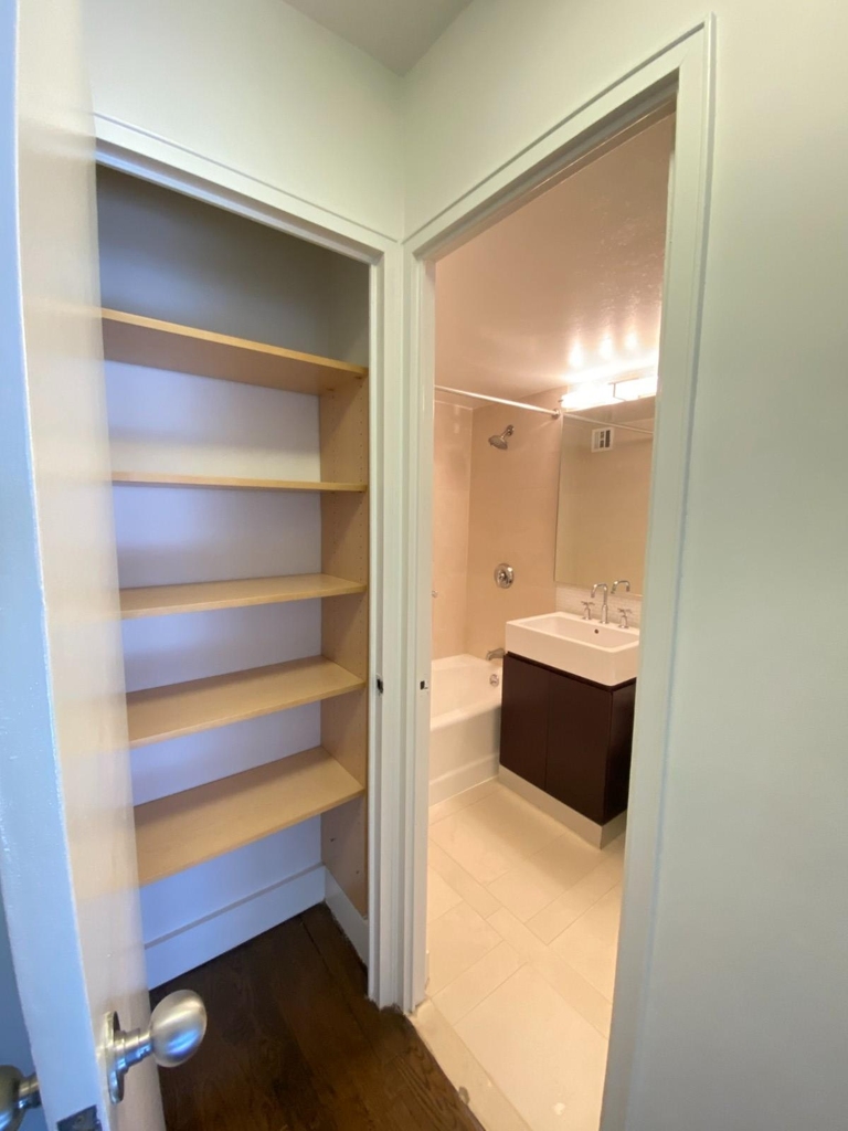 220 E 63rd St - Photo 1