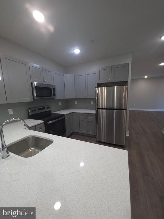 3925 Haverford Avenue - Photo 27