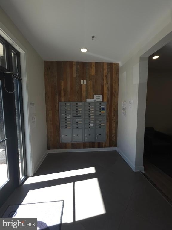 3925 Haverford Avenue - Photo 10