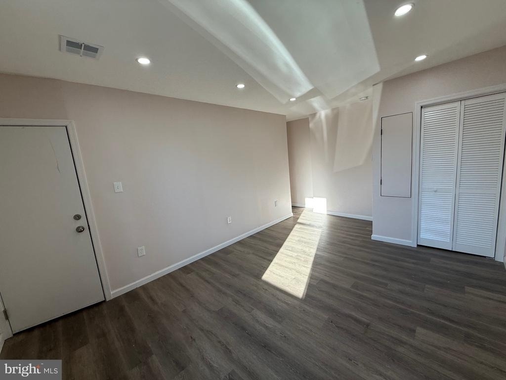 2537 E Auburn Street - Photo 5