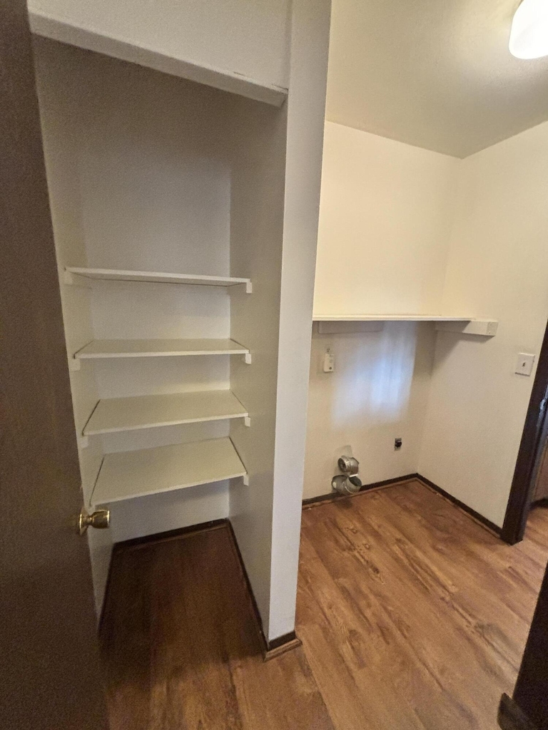 7640 Timbercreek Court - Photo 10