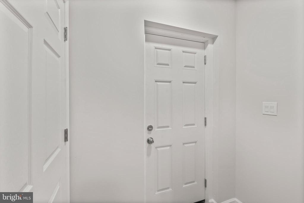 730 New Pittsburg Avenue - Photo 9