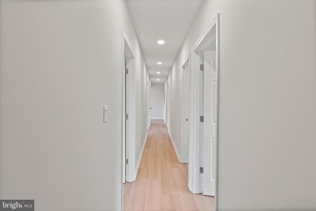 730 New Pittsburg Avenue - Photo 10