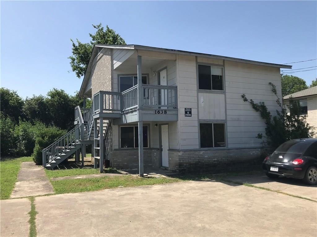 1638 Post Rd - Photo 0