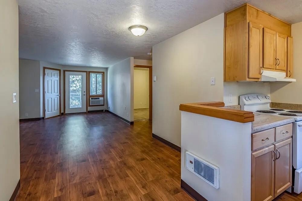 39501 Evans St - Photo 10