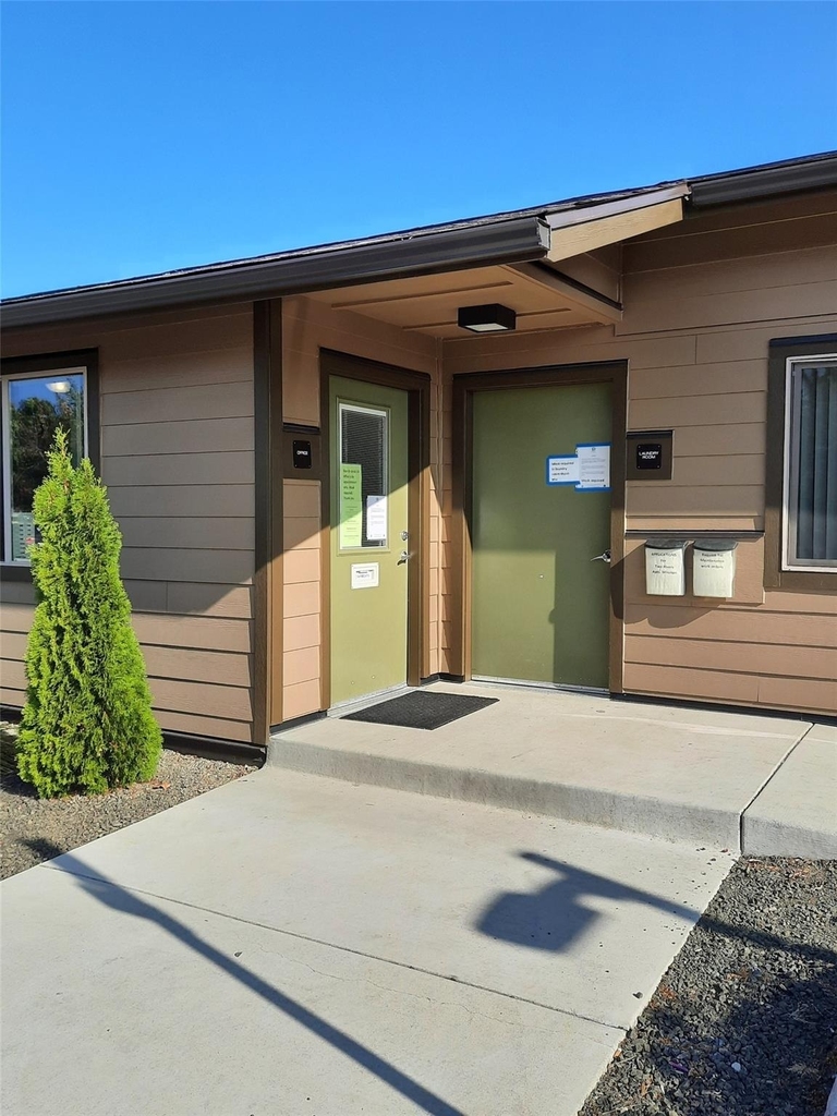 189 Nw Glenhart Ave - Photo 2