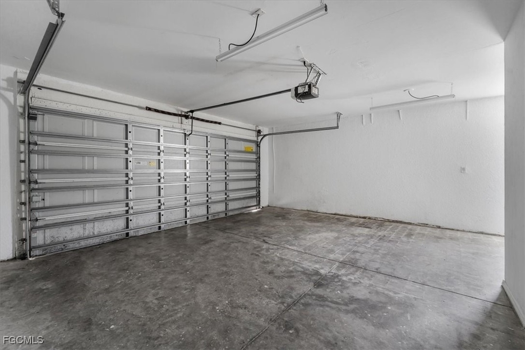 234 Pullman Street - Photo 40