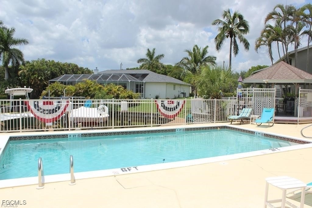 4708 Sw 8th Place - Photo 18