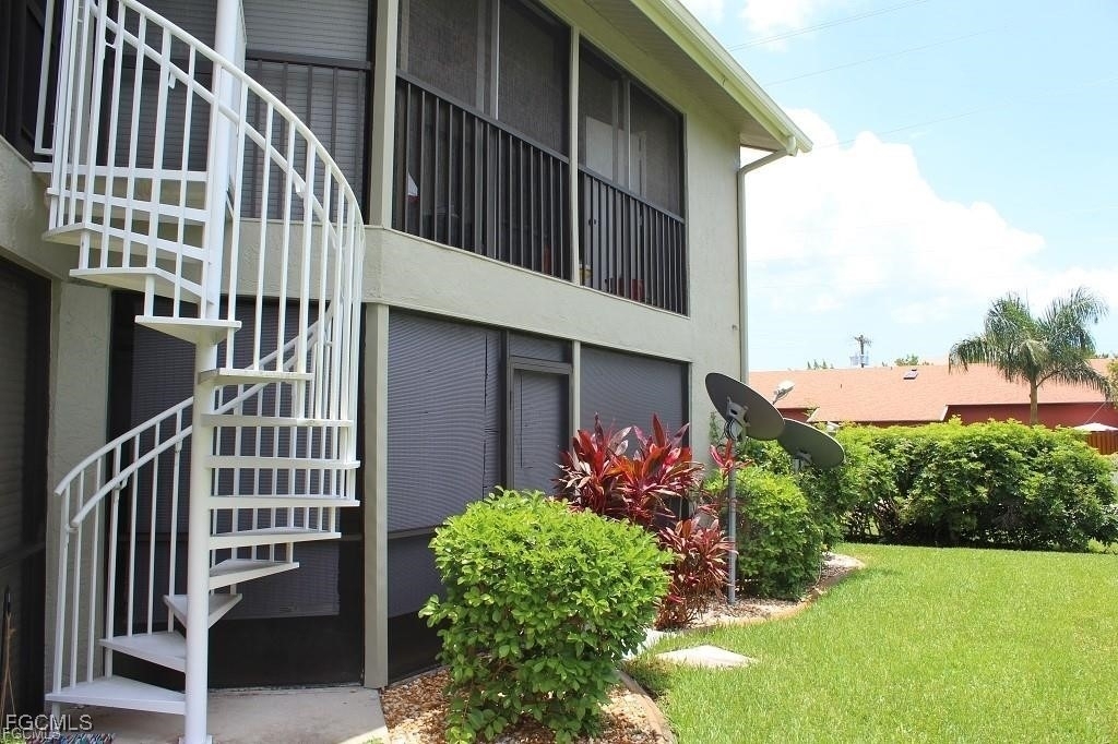 4708 Sw 8th Place - Photo 14