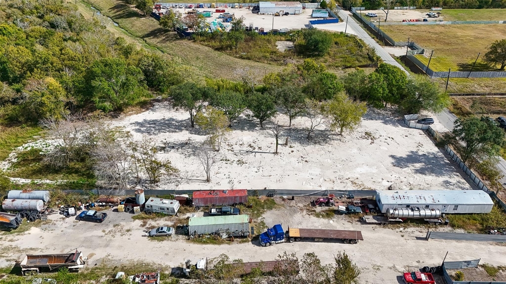 5033 S Acres Drive - Photo 4