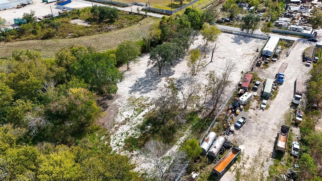 5033 S Acres Drive - Photo 3