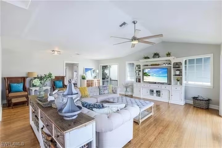 437 Trade Winds Avenue - Photo 3