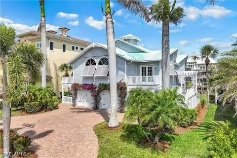 437 Trade Winds Avenue - Photo 0